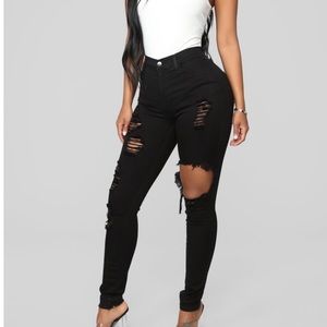 FASHION NOVA Glistening Jeans - Black Size 3